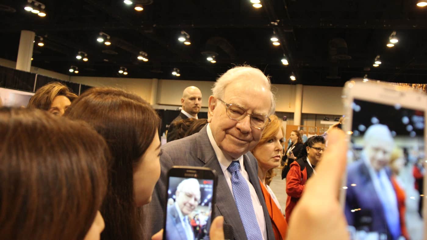 Starting from scratch at 40? I’d use Warren Buffett’s golden rule to build wealth